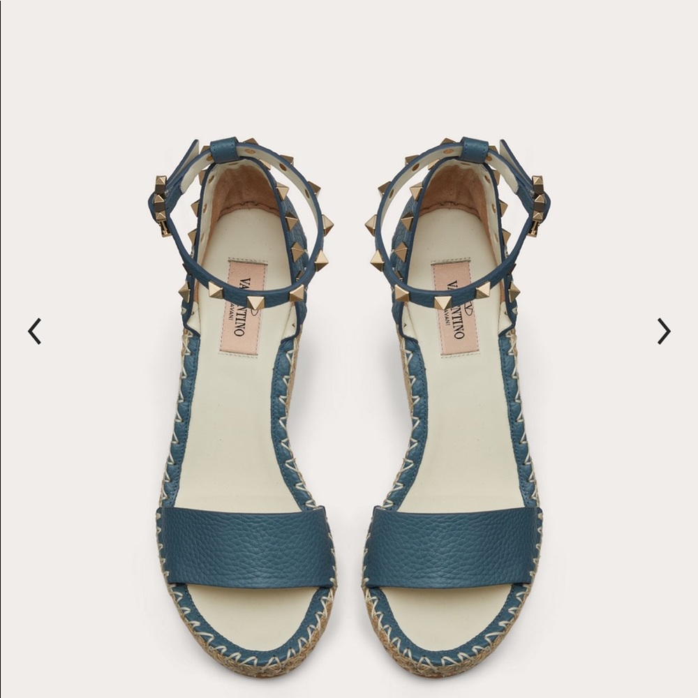 Valentino ROCKSTUD DOUBLE CALFSKIN WEDGE SANDAL - Picture 14 of 16